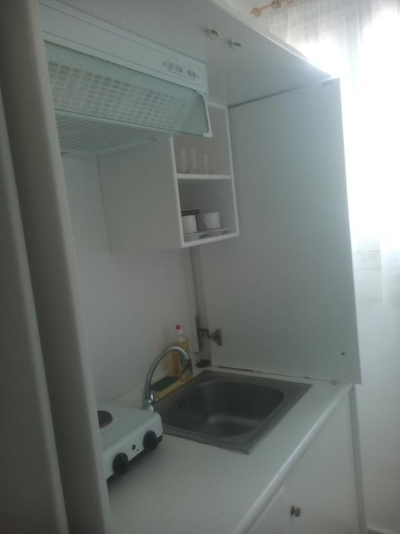 Karagiozos Studios & Apartments Скопелос Екстер'єр фото